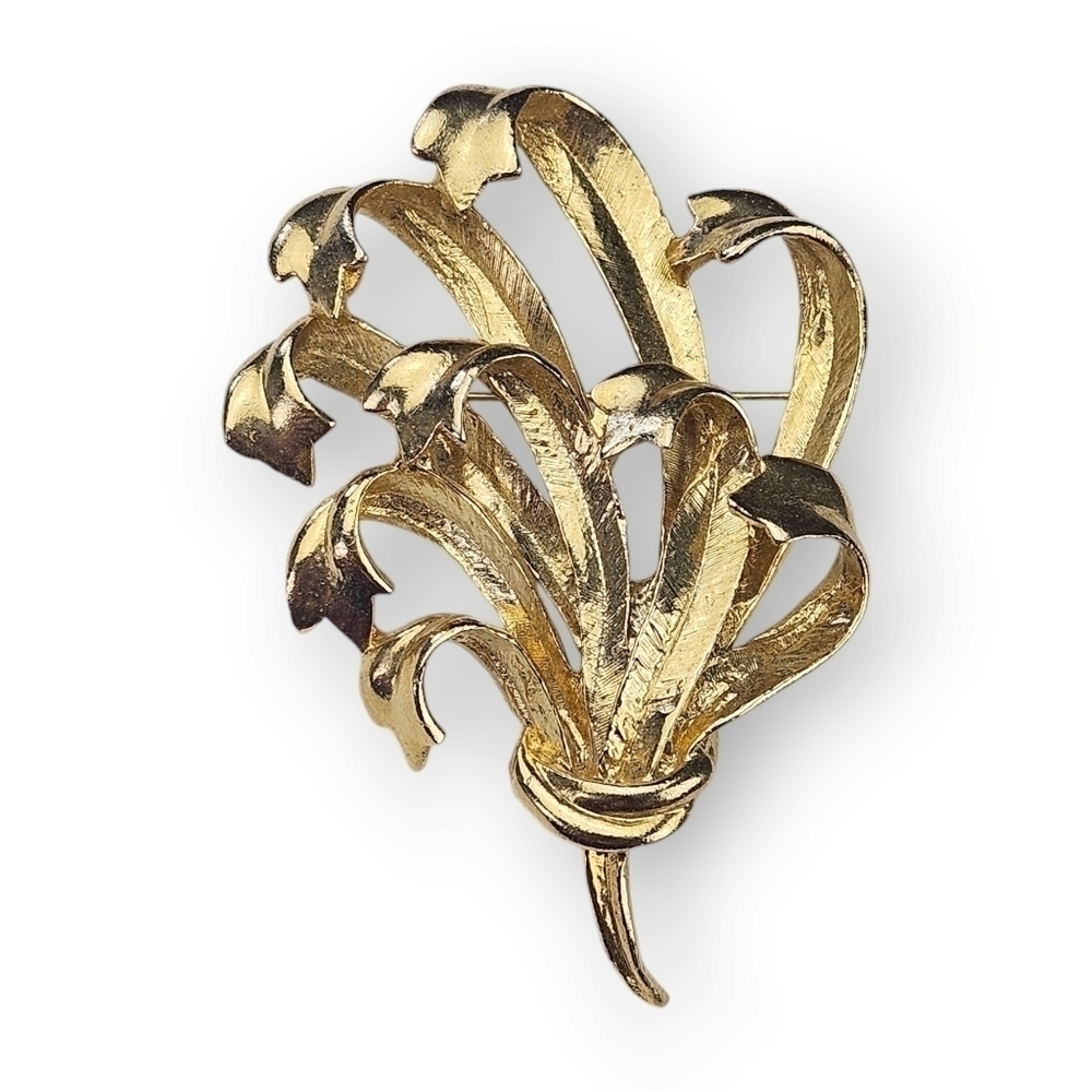 Vintage Floral Ribbon Bouquet Brooch Brushed Gold Plate Leaf Cluster 40s 2.75"